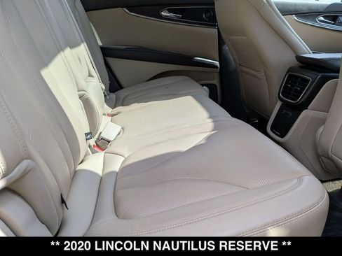 Used 2020 Lincoln Nautilus Reserve AWD/4WD image 29