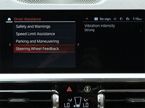 Used 2021 BMW 430i xDrive Coupe w/ M Sport Package image 32