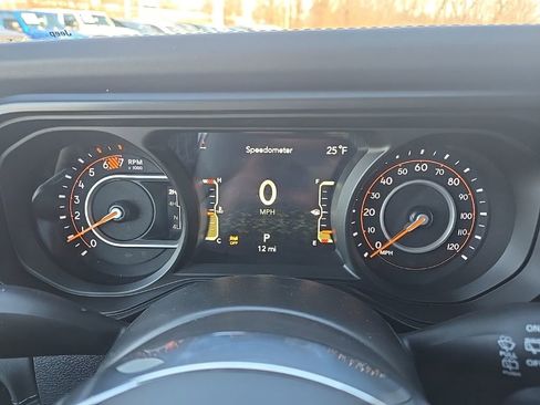 New 2026 Jeep Wrangler Unlimited Sahara AWD/4WD image 43