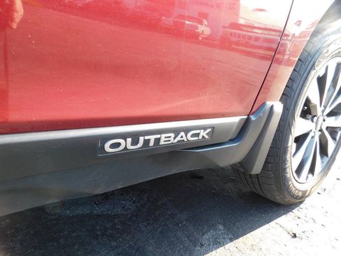 Used 2017 Subaru Outback 2.5i Limited AWD/4WD image 45
