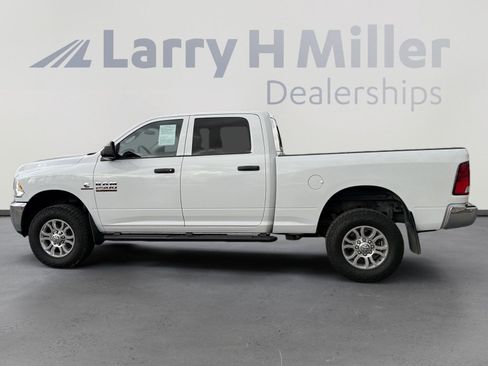 Used 2018 RAM 2500 Tradesman w/ Chrome Appearance Group image 5