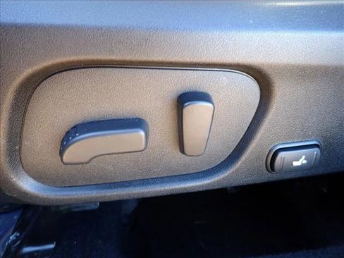 Used 2018 Subaru Forester 2.5i Premium image 12