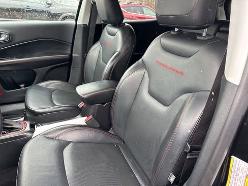 Used 2018 Jeep Compass Trailhawk w/ Leather Interior Group image 16