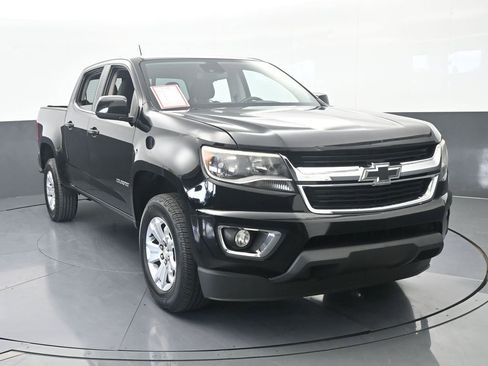 Used 2019 Chevrolet Colorado LT w/ LT Convenience Package RWD image 9