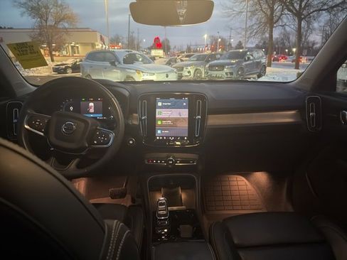 Used 2023 Volvo XC40 B5 Plus w/ Driver Assist Package image 15