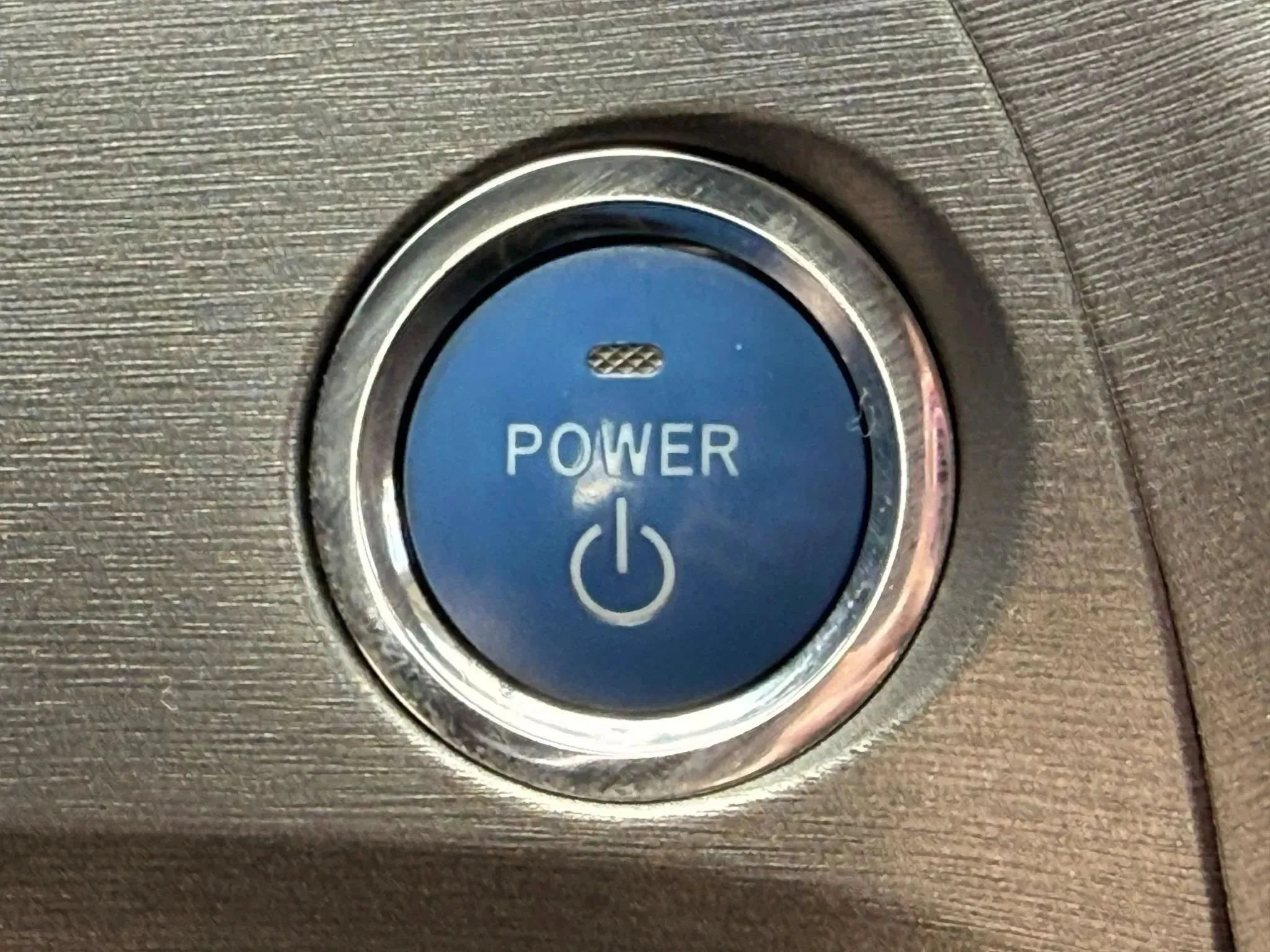 Used 2014 Toyota Prius Four FWD image 25