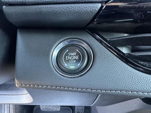 Used 2025 Buick Enclave Preferred image 34