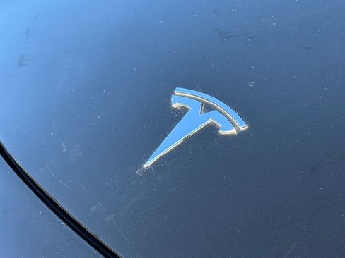 Used 2019 Tesla Model 3 image 4