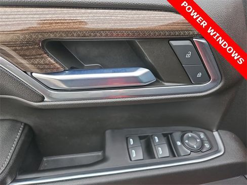 Used 2023 Chevrolet Silverado 1500 LT image 23