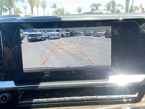 Used 2023 Chevrolet Silverado 1500 LT RWD image 18