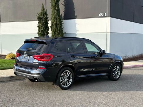Used 2018 BMW X3 M40i image 6