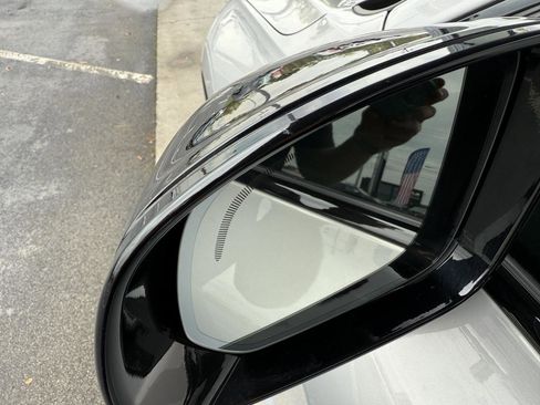 Used 2024 Volvo XC60 B5 Core image 10