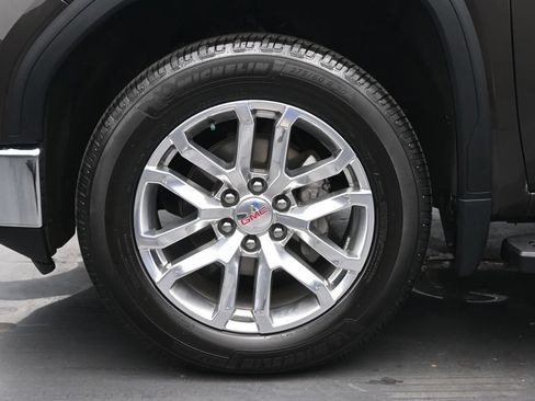 Used 2021 GMC Sierra 1500 SLT w/ SLT Premium Package AWD/4WD image 18