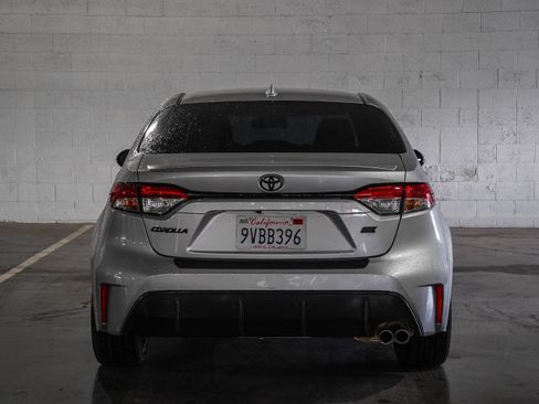 Used 2025 Toyota Corolla SE FWD image 6