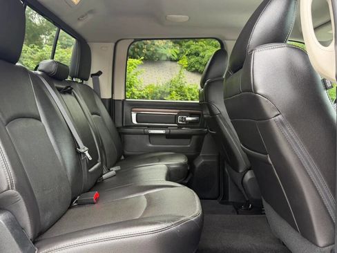 Used 2016 RAM 2500 Laramie w/ Cold Weather Group AWD/4WD image 28
