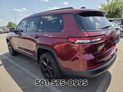 Used 2023 Jeep Grand Cherokee L Laredo AWD/4WD image 5