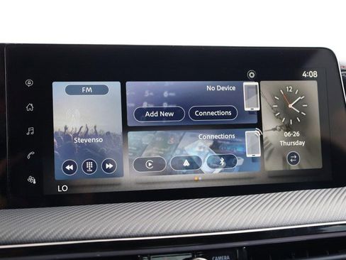 New 2025 Nissan Kicks SR image 13