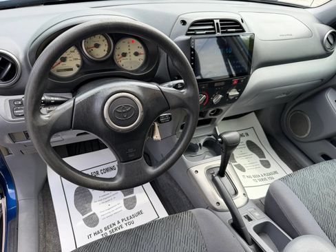 Used 2002 Toyota RAV4 4WD image 11