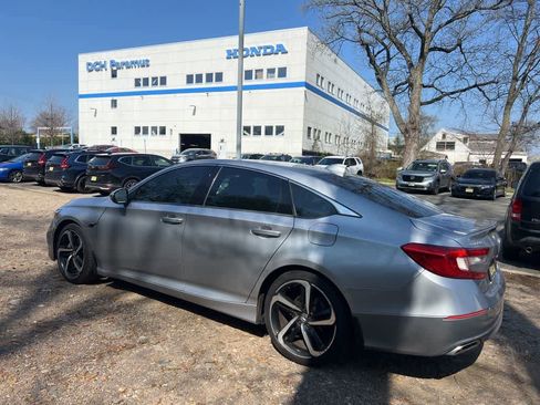 Used 2018 Honda Accord Sport image 18