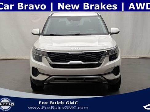 Used 2022 Kia Seltos LX AWD/4WD image 3