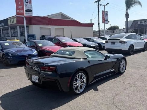 Used 2014 Chevrolet Corvette Stingray Convertible w/ 3LT Preferred Equipment Group RWD image 5