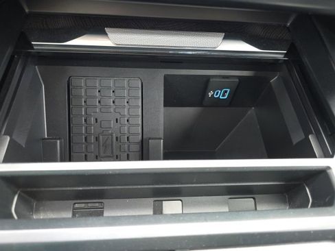 Certified 2025 Ford F250 Platinum image 21