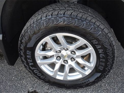 Used 2020 Chevrolet Silverado 1500 LT w/ All-Star Edition image 11