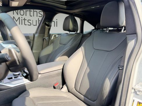 Used 2025 BMW 430i xDrive w/ Premium Package image 10