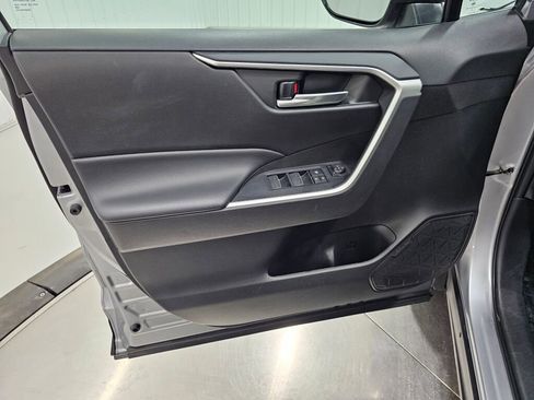 Used 2024 Toyota RAV4 XLE image 31