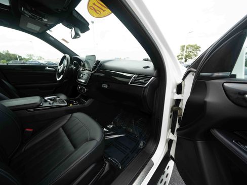Used 2018 Mercedes-Benz GLE 350 4MATIC image 26