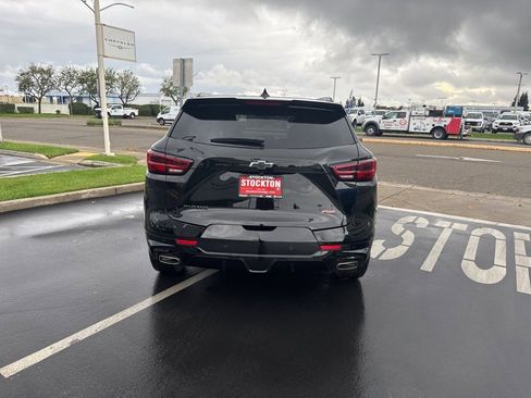 Used 2025 Chevrolet Blazer RS image 5