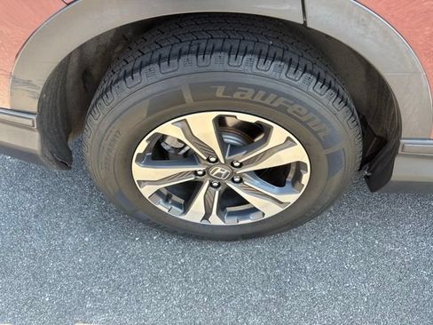 Used 2018 Honda CR-V LX image 9