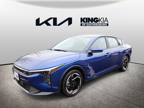 Certified 2025 Kia K4 EX image 9