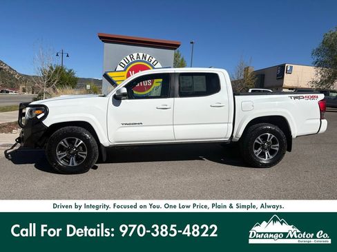 Used 2016 Toyota Tacoma TRD Sport w/ Towing Package image 3