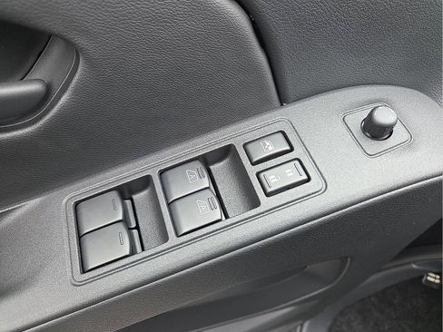 New 2026 Nissan Frontier SV w/ SV Convenience Package image 15