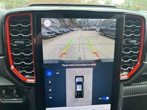 New 2025 Ford Ranger Raptor image 17