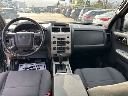 Used 2011 Ford Escape XLT AWD/4WD image 17