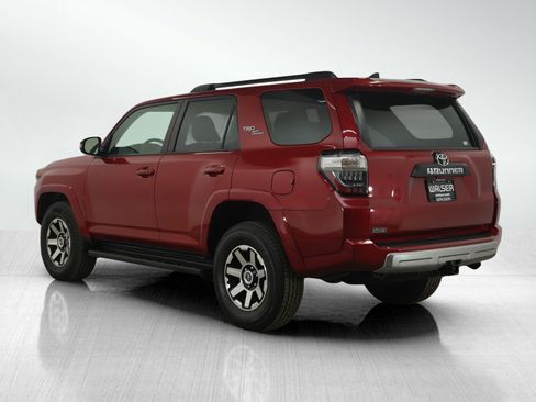 Used 2022 Toyota 4Runner TRD Off-Road Premium image 4