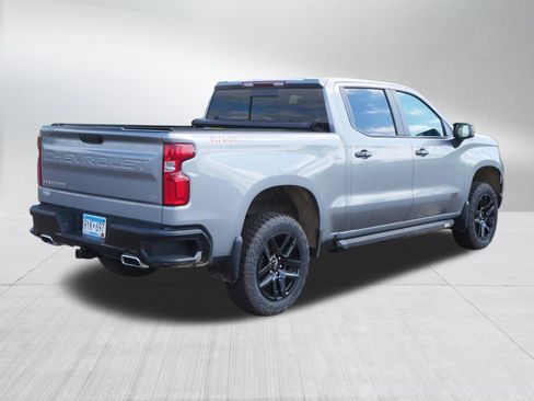 Used 2024 Chevrolet Silverado 1500 LT Trail Boss w/ Convenience Package II AWD/4WD image 7