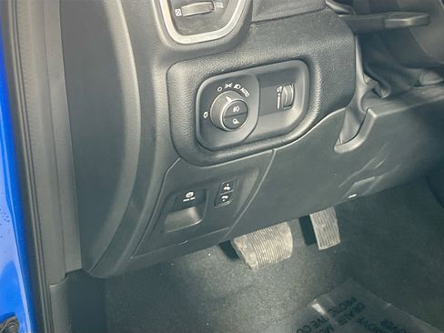 Used 2022 RAM 1500 Big Horn image 10