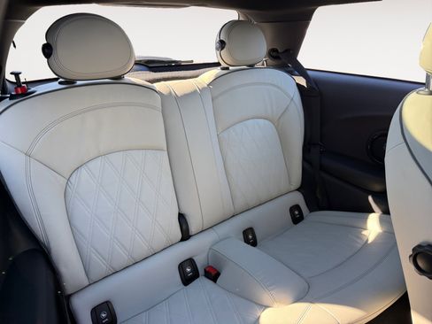 Used 2022 MINI Cooper SE image 18