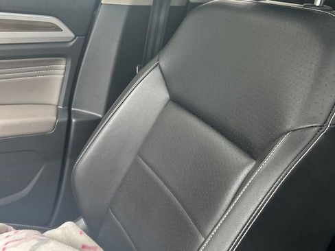 Used 2022 Volkswagen Atlas SEL AWD/4WD image 5