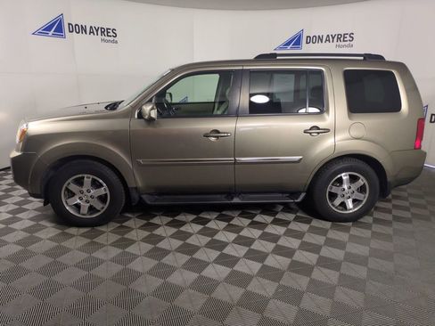 Used 2010 Honda Pilot Touring image 2