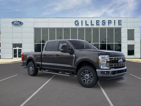 New 2025 Ford F250 XLT w/ FX4 Off-Road Package image 7