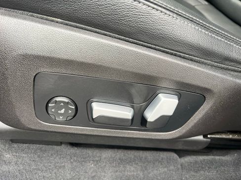 Used 2023 BMW X3 xDrive30i w/ Convenience Package AWD/4WD image 10