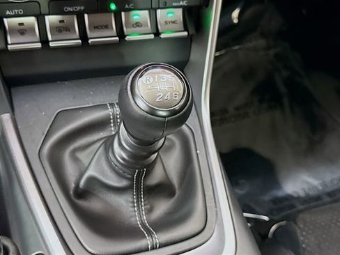 Used 2024 Toyota GR86 Premium image 16