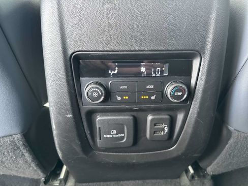 Certified 2022 Buick Enclave Premium AWD/4WD image 34
