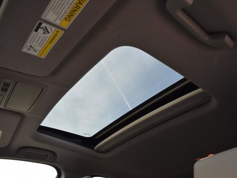 Used 2021 Honda CR-V EX-L image 8