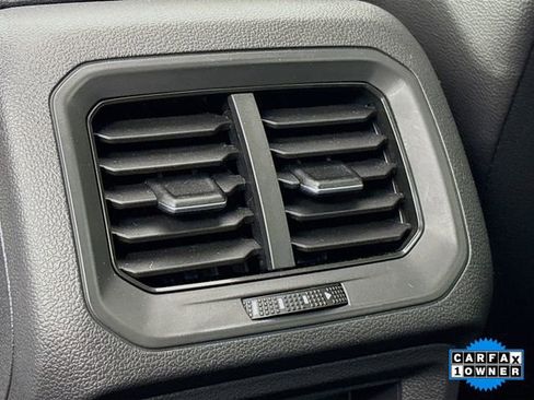 Used 2021 Volkswagen Tiguan SEL image 25