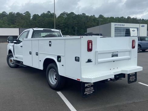 New 2025 Ford F350 XL w/ XL Chrome Package image 5